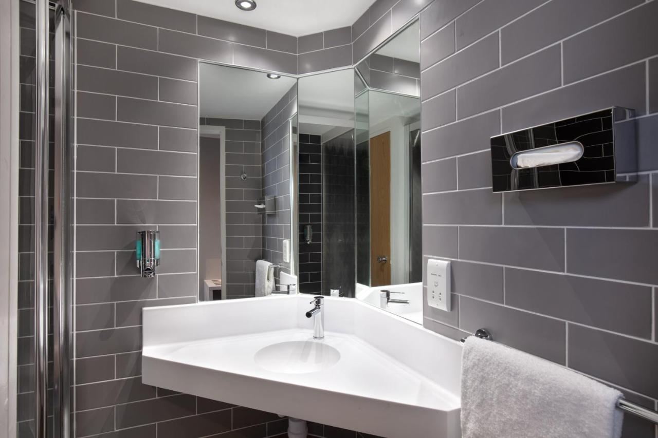Holiday Inn Express Strathclyde Park M74, Jct 5 By IHG photo 4