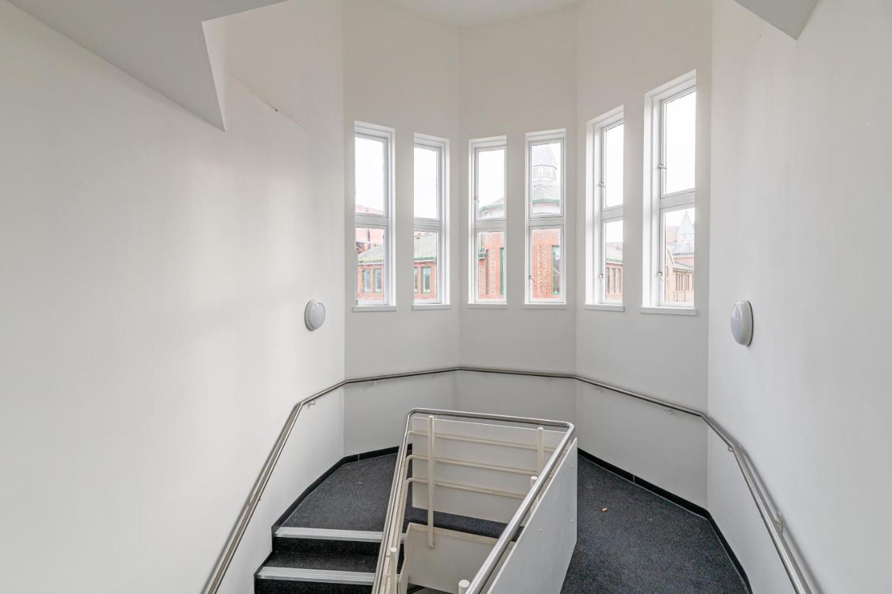 Alexandra House by Guestz