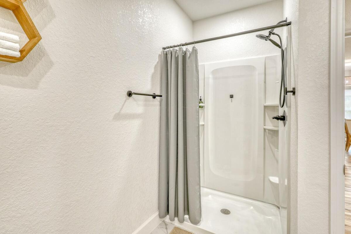 Honeycomb Haven Near Ocean , Golfing , Mineral Springs - 4