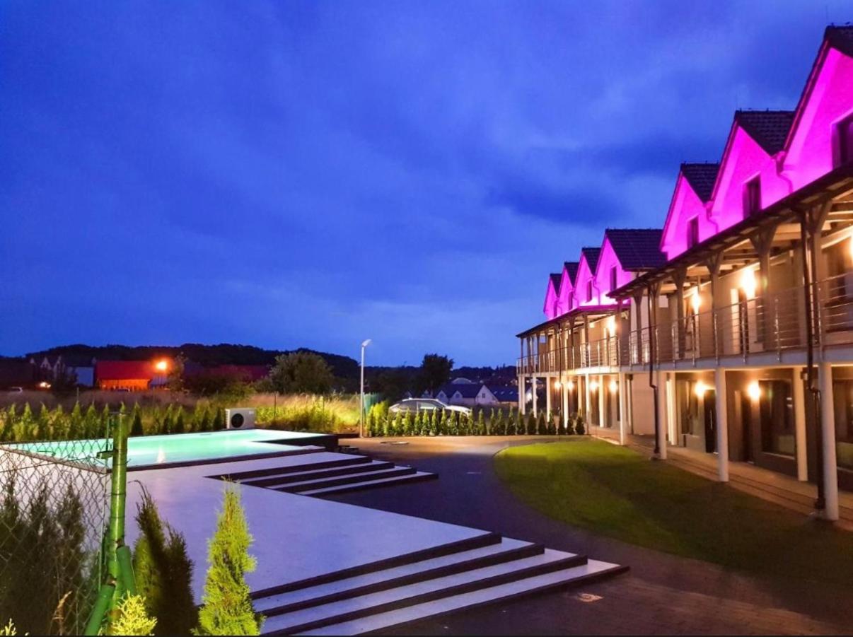 Seaside Apartament - podgrzewany basen, darmowy parking - 2