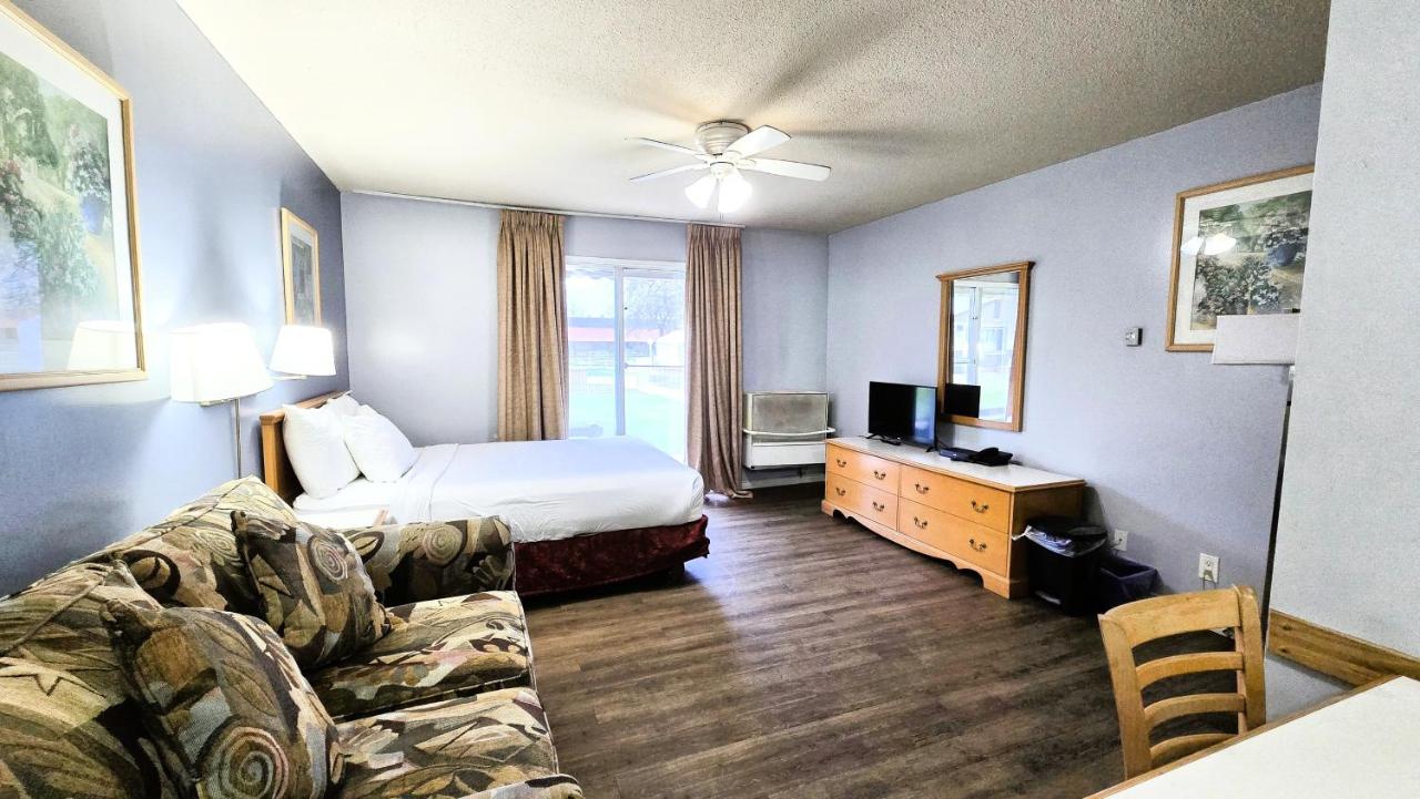 Okanagan Seasons Resort photo 3