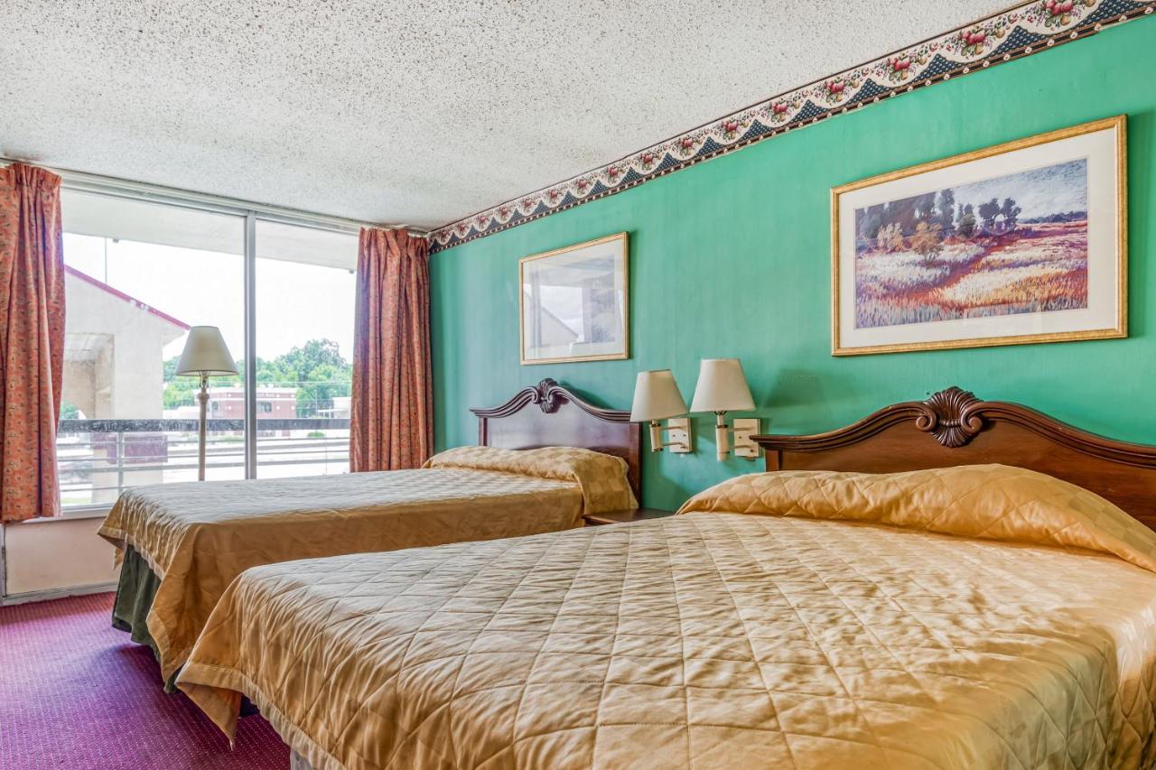 OYO Hotel Jackson North I-55 photo 3
