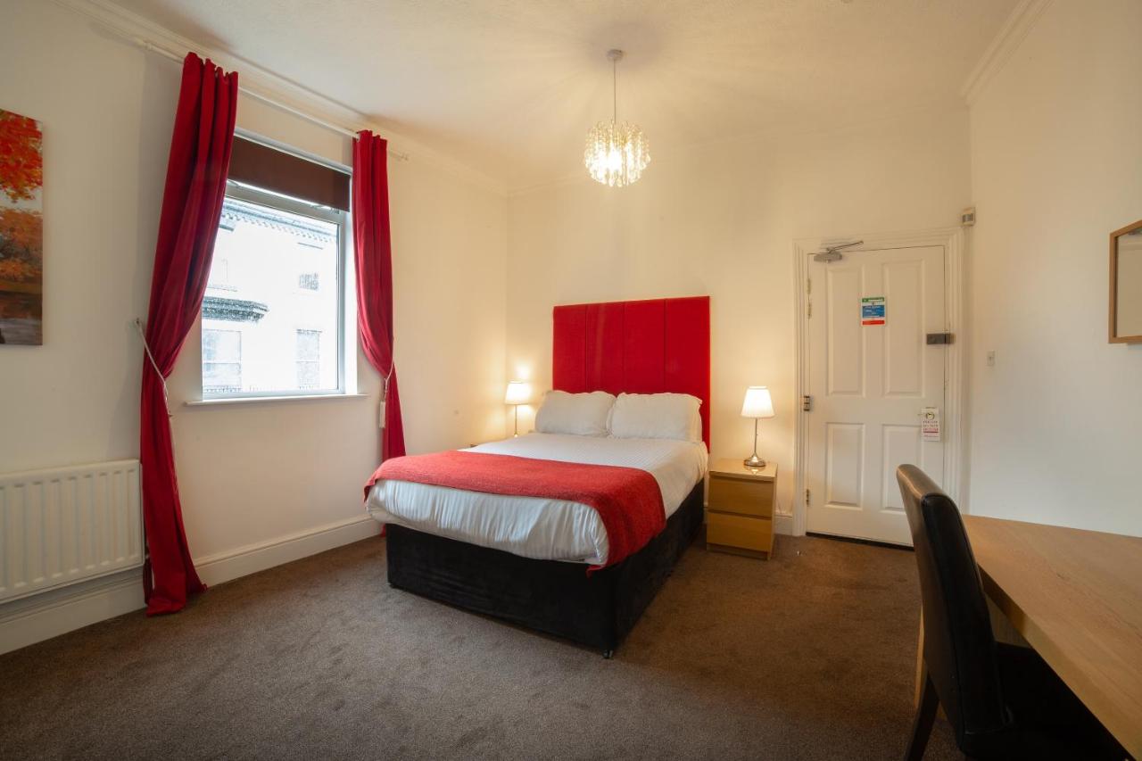 The Douglas Hotel photo 4
