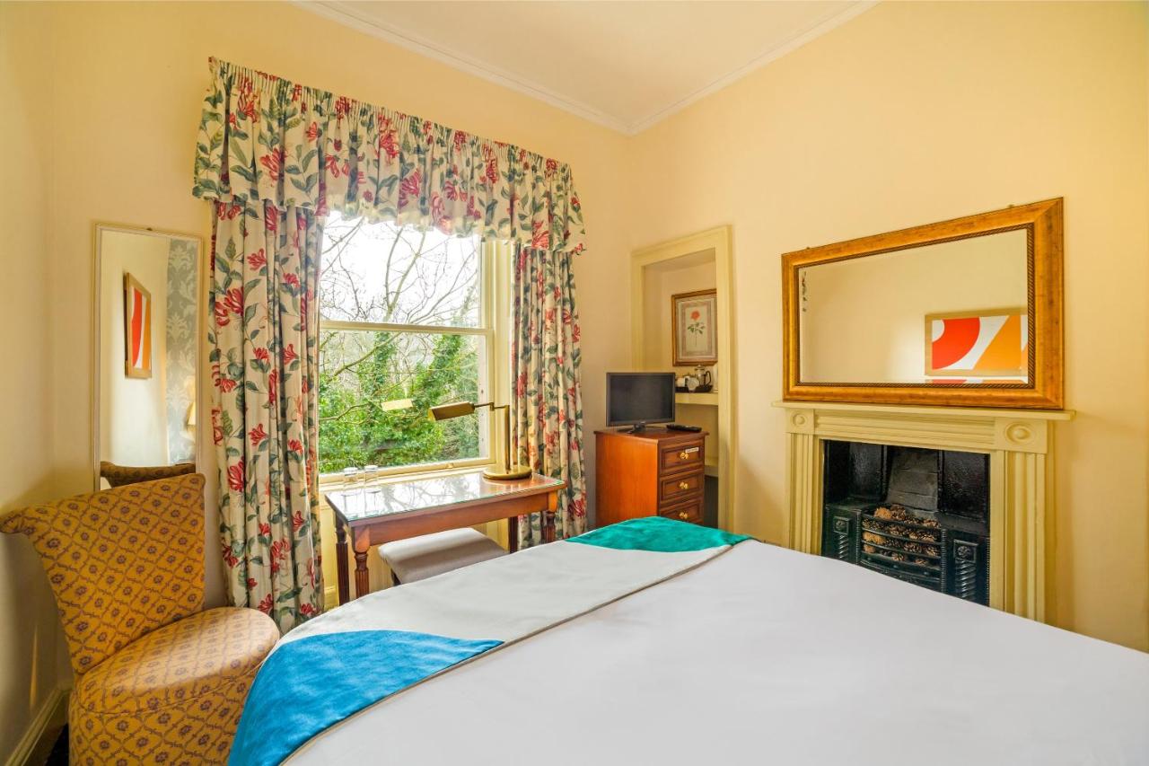 OYO Bailbrook Lodge, Bath photo 3