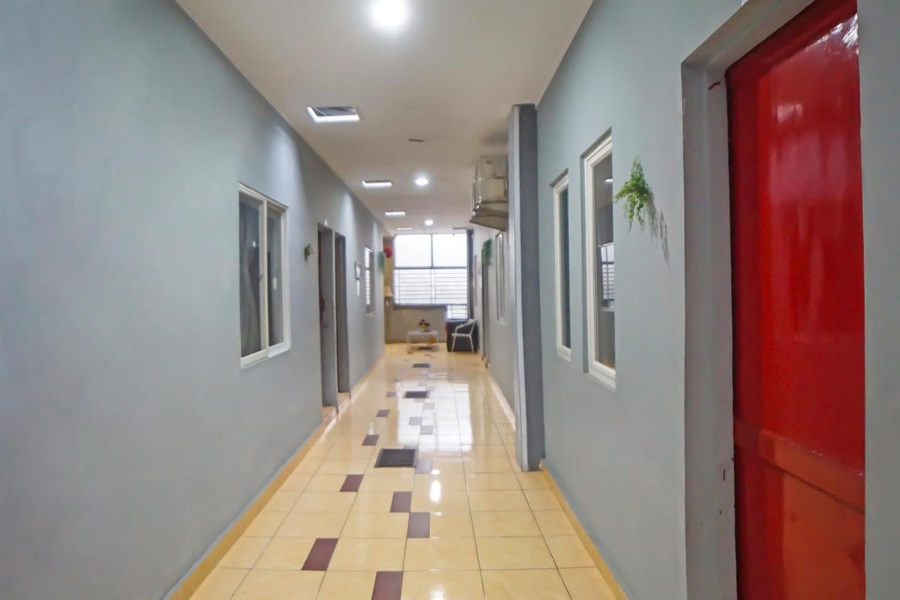 Foto - Oyo 990 Stadion Residence
