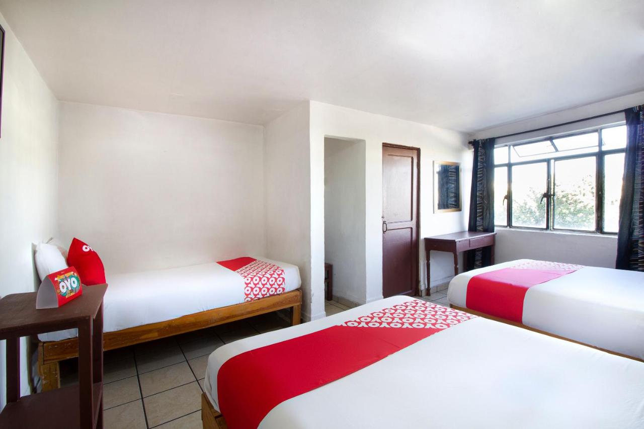 OYO Hotel Brazil,Guadalajara,Estadio Jalisco photo 3
