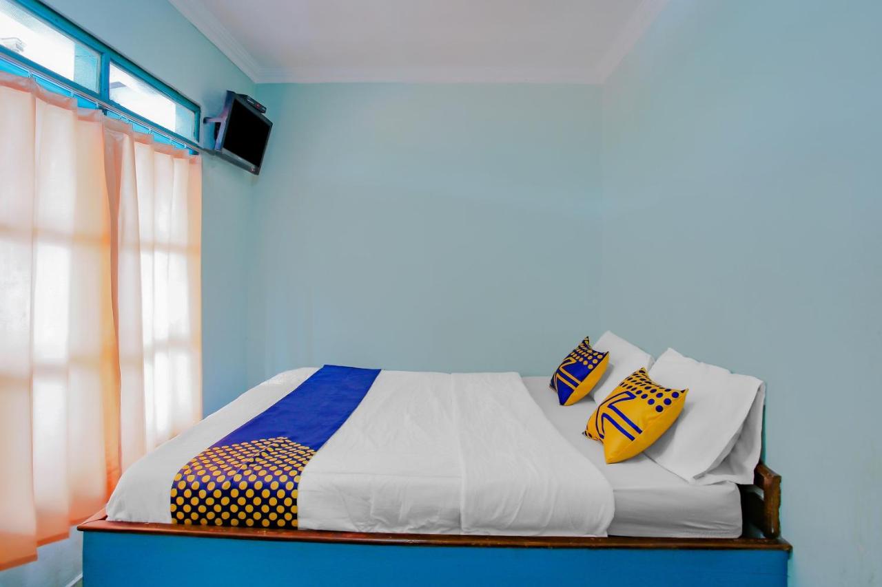 Photo - Spot On 90100 Hotel Kediri Bandungan