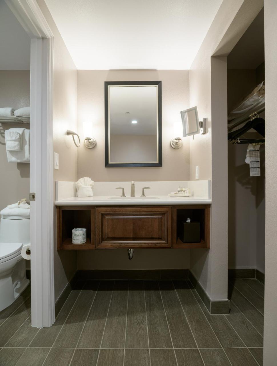 Woodcrest Hotel Cupertino photo 3