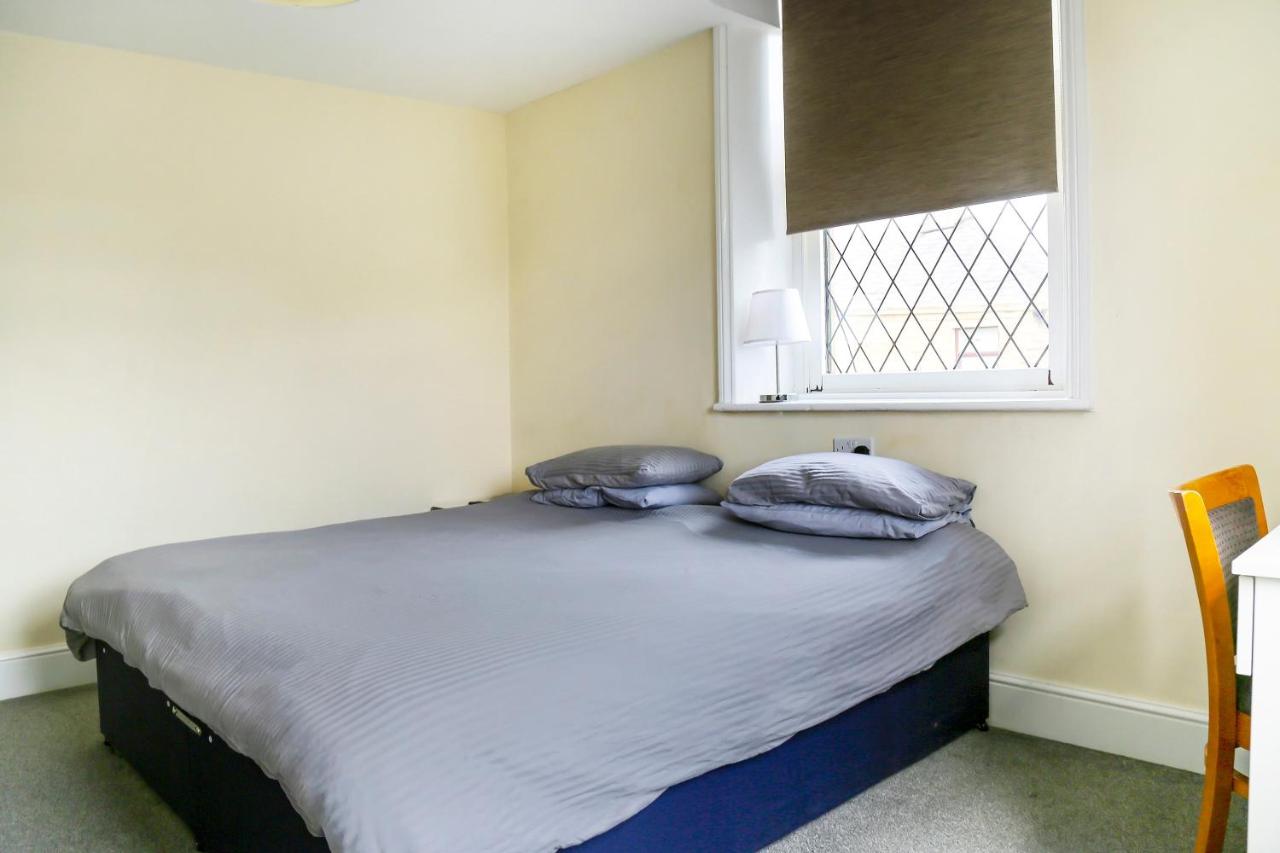 OYO Castle Hotel, Accrington photo 4