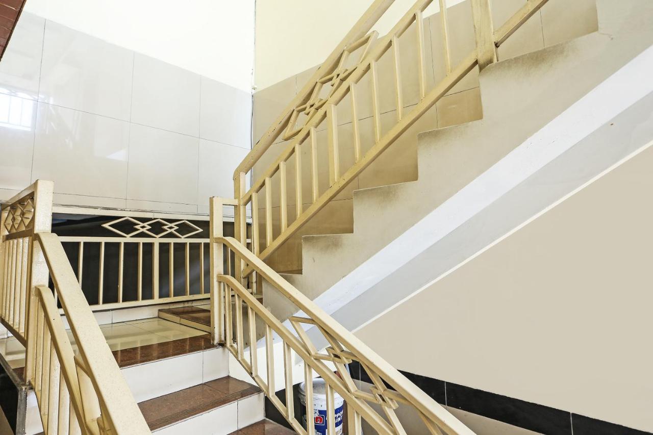 Foto - OYO 92470 Hotel Sahabat 2