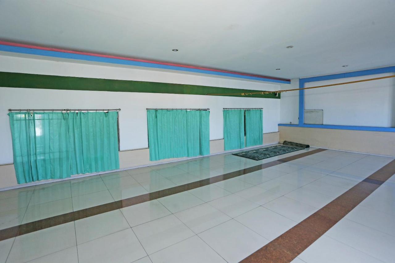 Foto - OYO 92470 Hotel Sahabat 2