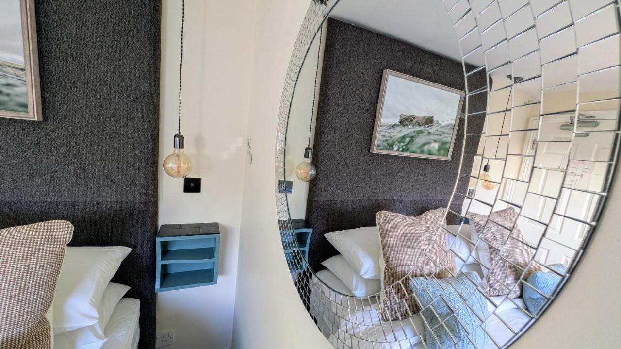 Hillside Lodge B&B - 3