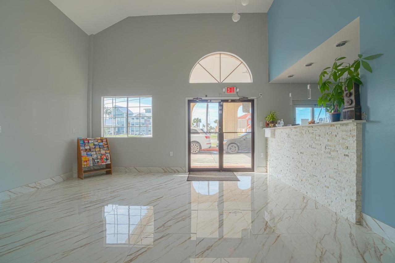 Aransas Bay Inn & Suites Corpus Christi by OYO photo 2