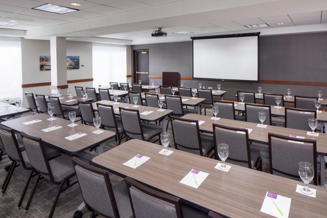 Hyatt Place Atlanta Arpt North photo 3