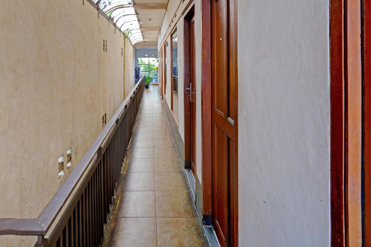 Foto - Super OYO Capital O 91810 Hotel Balebat 2