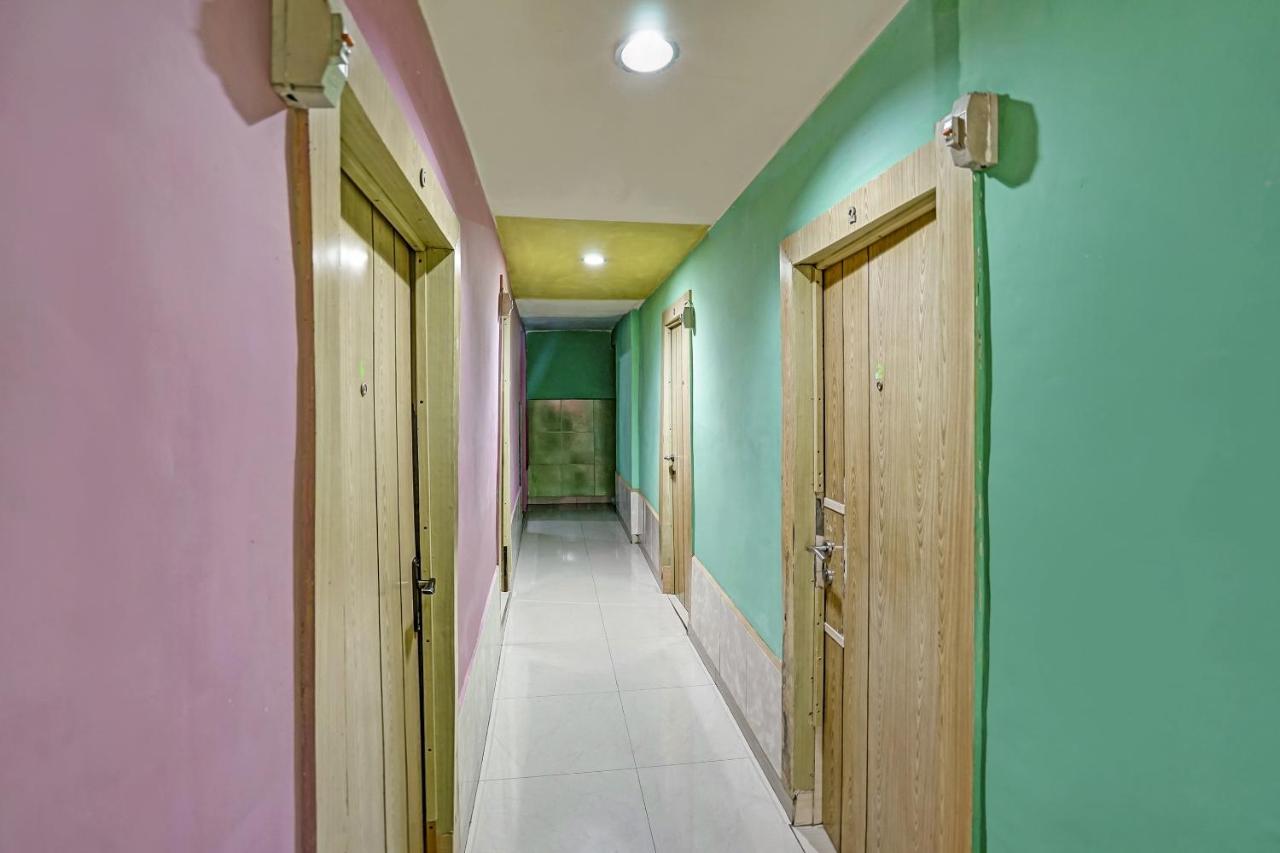 Foto - OYO 90158 Hotel Lendosis Perintis Kemerdekaan