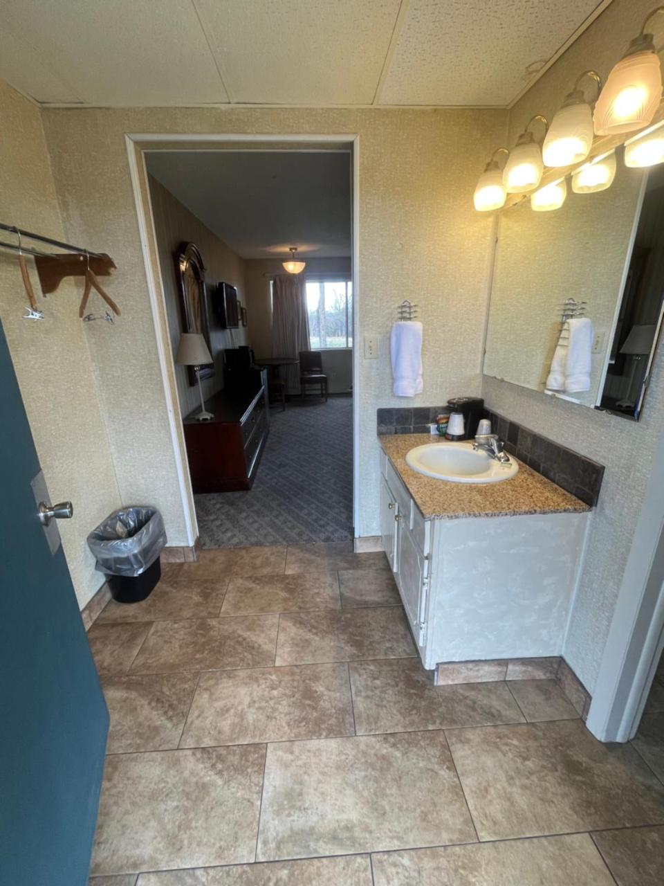 Sleeping Ute Mountain Motel photo 3