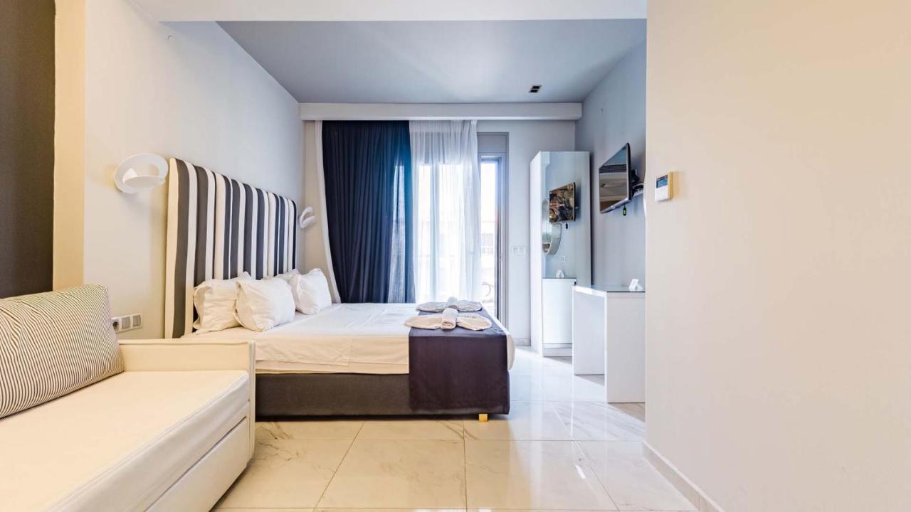 Alpha Luxury Suites - 3