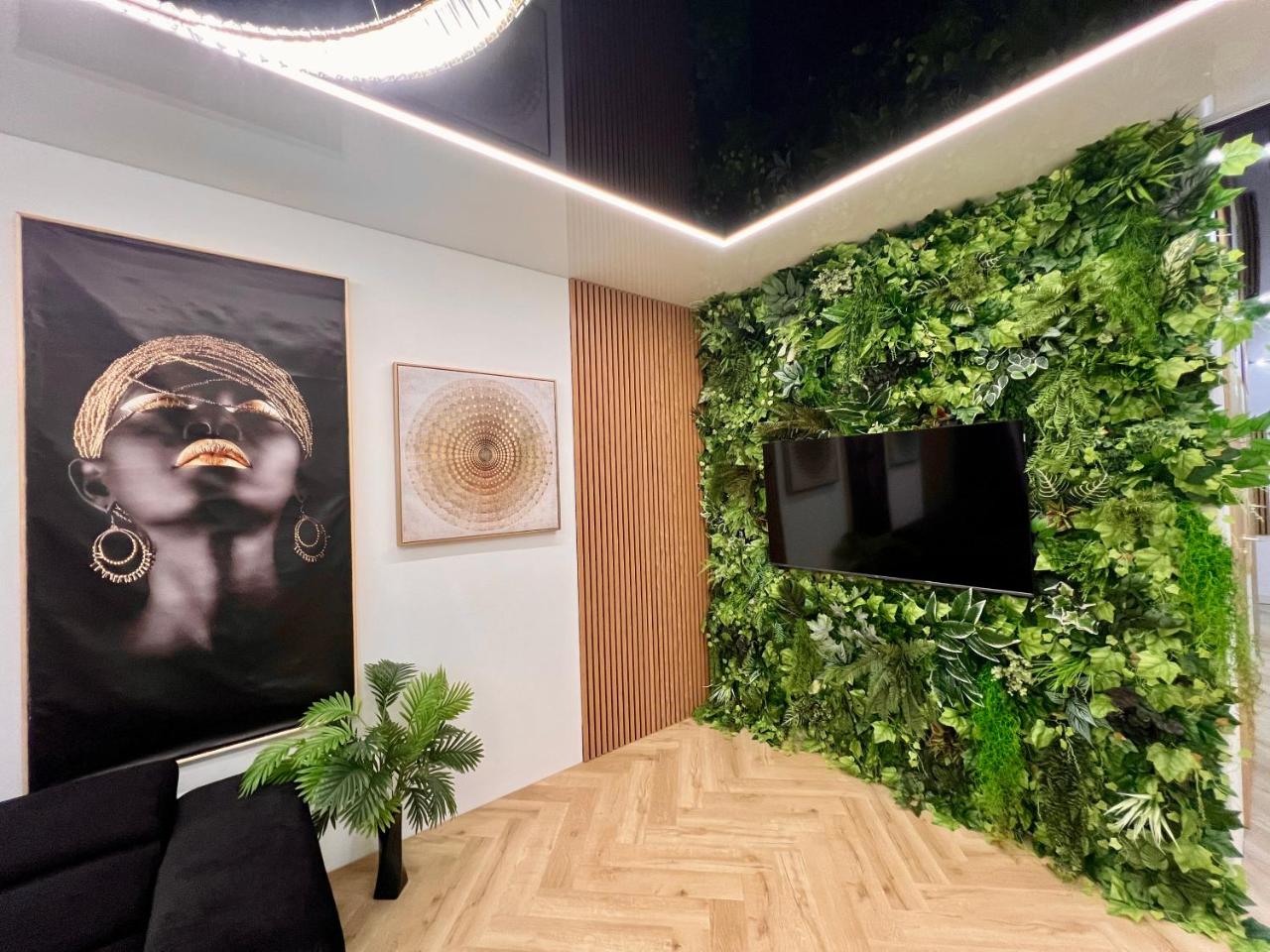 VIP GOLD Warszawa Parking FREE - 6