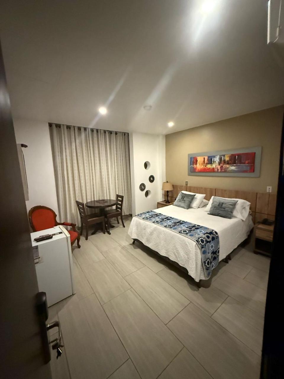 Hotel Ucla Center photo 4