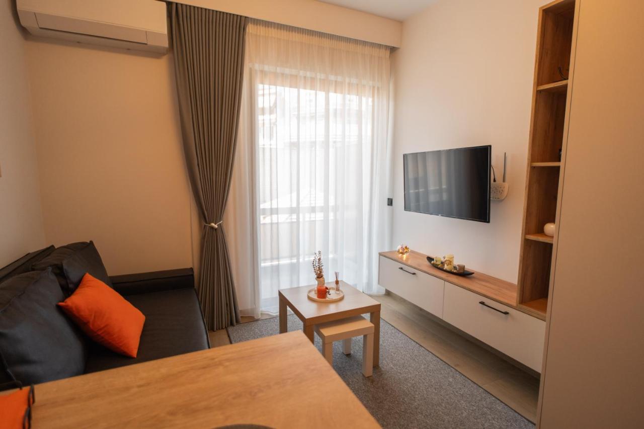 Orange Luxury apartment in agrinio - 4
