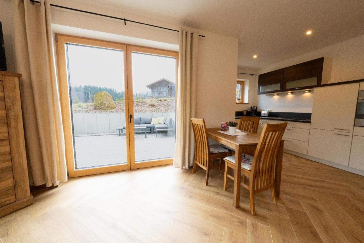 Ferienwohnung Schwarz mit Terrasse - 4
