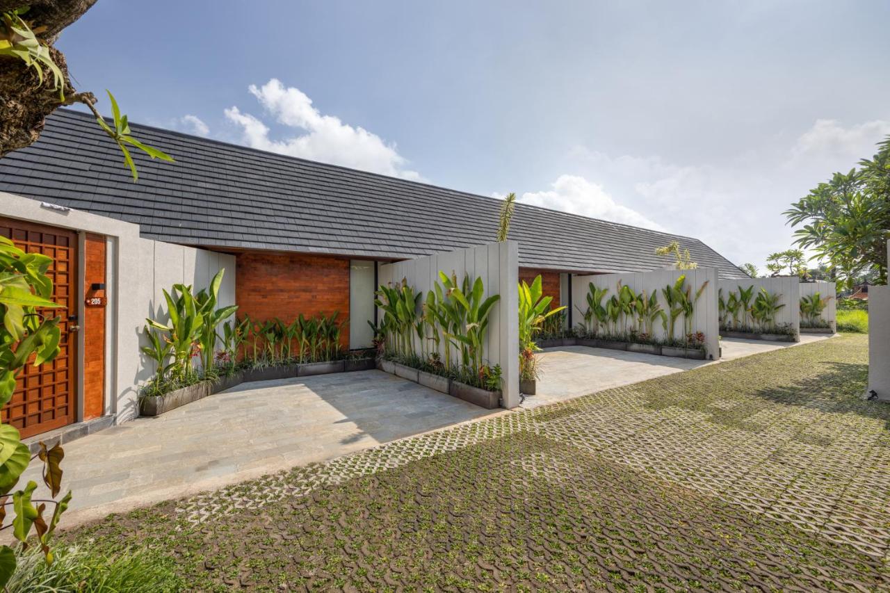Unagi Mas Villa by Emana