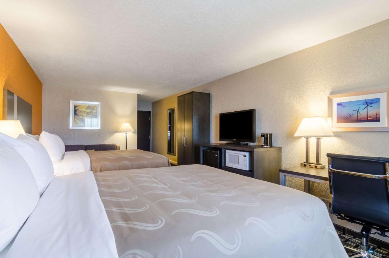 Quality Inn Great Bend photo 4