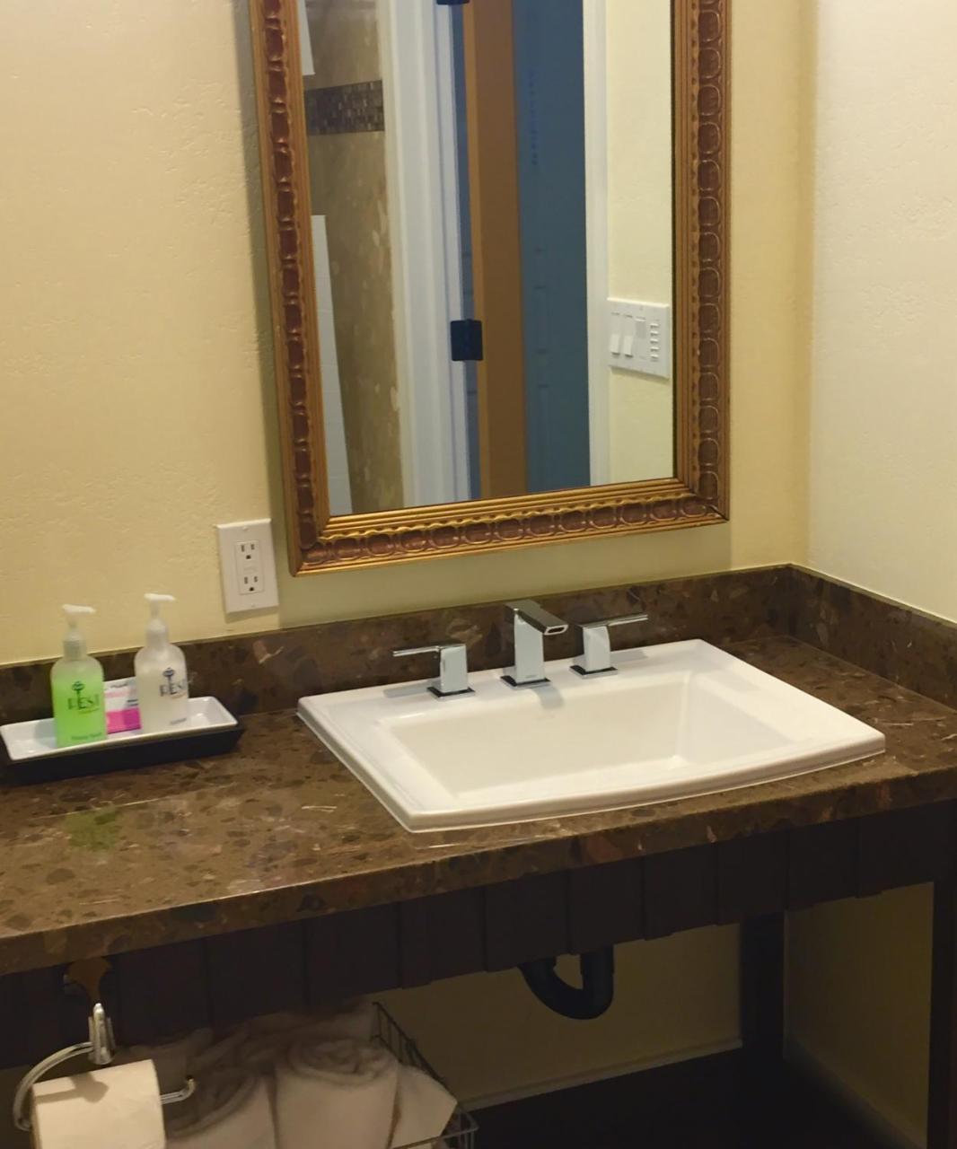 Rest, a boutique hotel photo 2