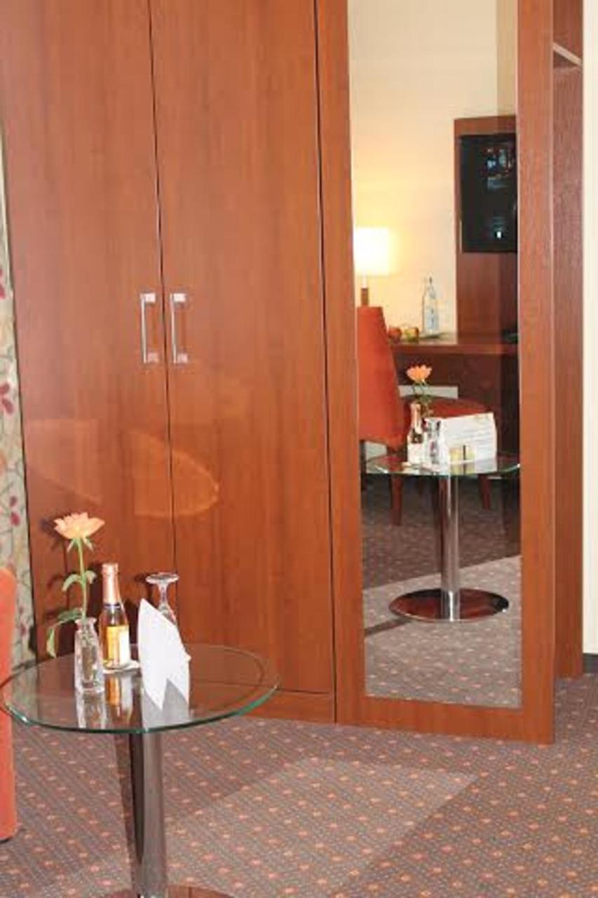 Stadt-gut-Hotel Gasthof Goldener Adler photo 4