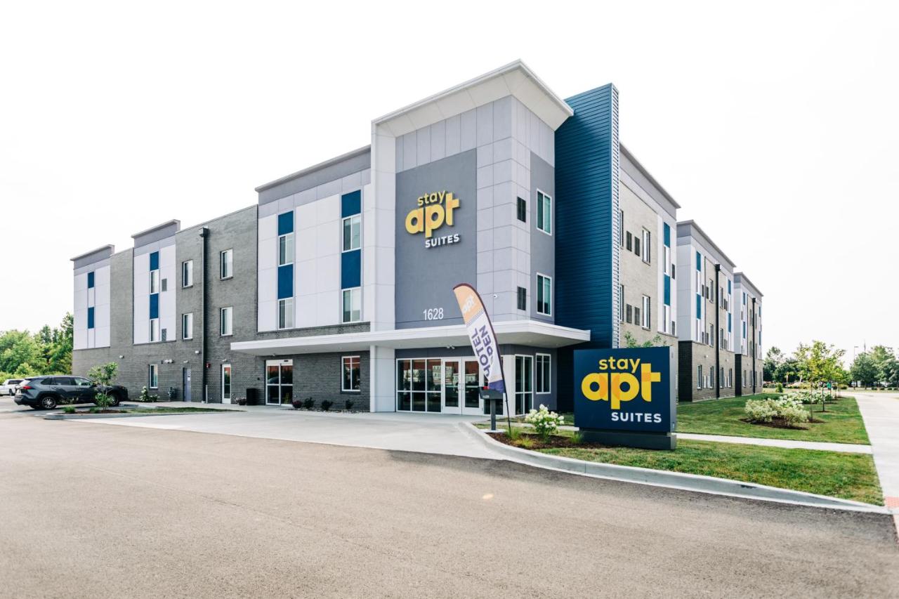 stayAPT Suites Louisville North-Clarksville