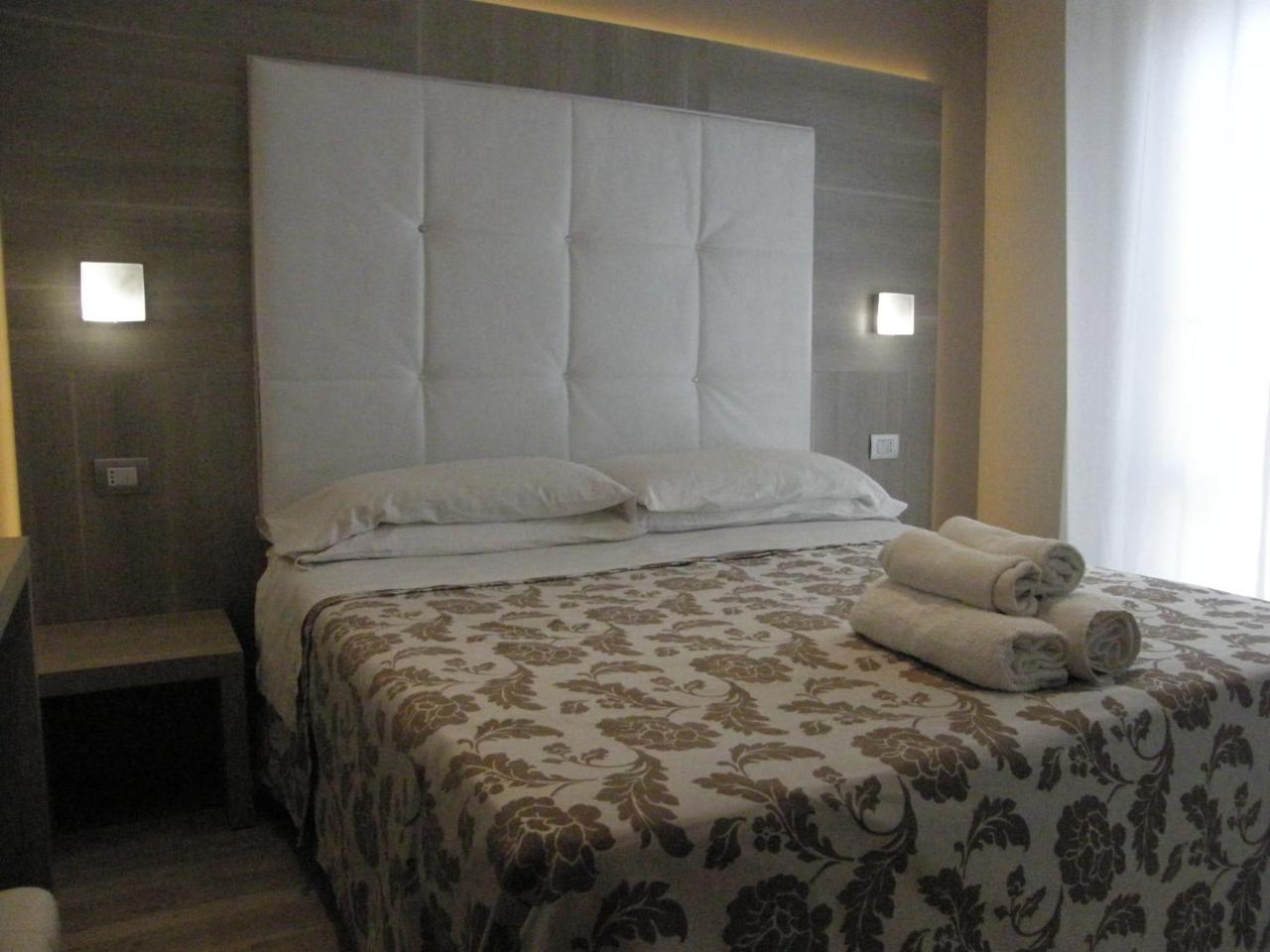 Hotel Stefan Room & Breakfast photo 3