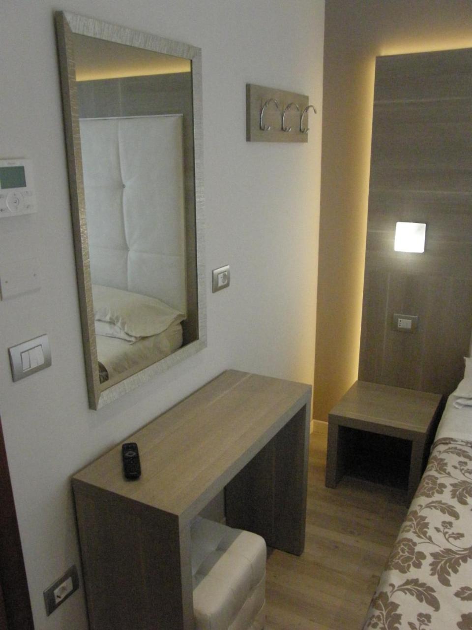 Hotel Stefan Room & Breakfast photo 4