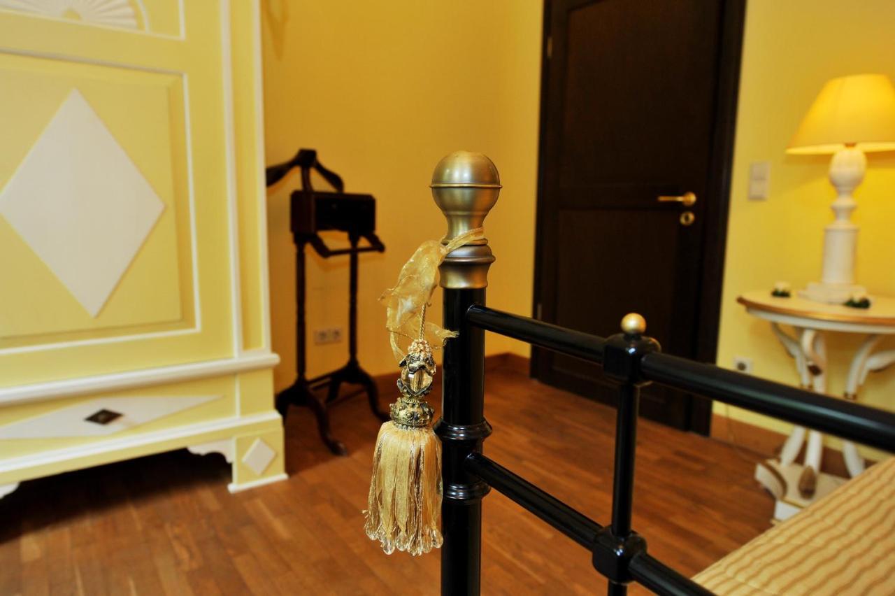 Schlosshotel Bredenfelde photo 4