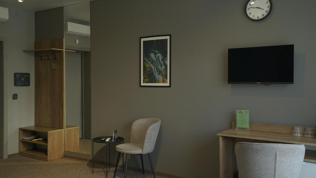 HIDE PARK Hotel photo 4