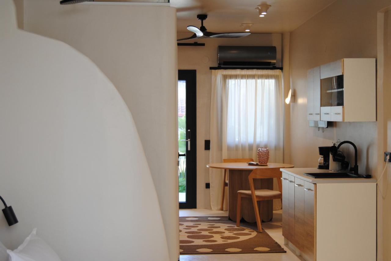 Vaios Luxury Apartments - 5