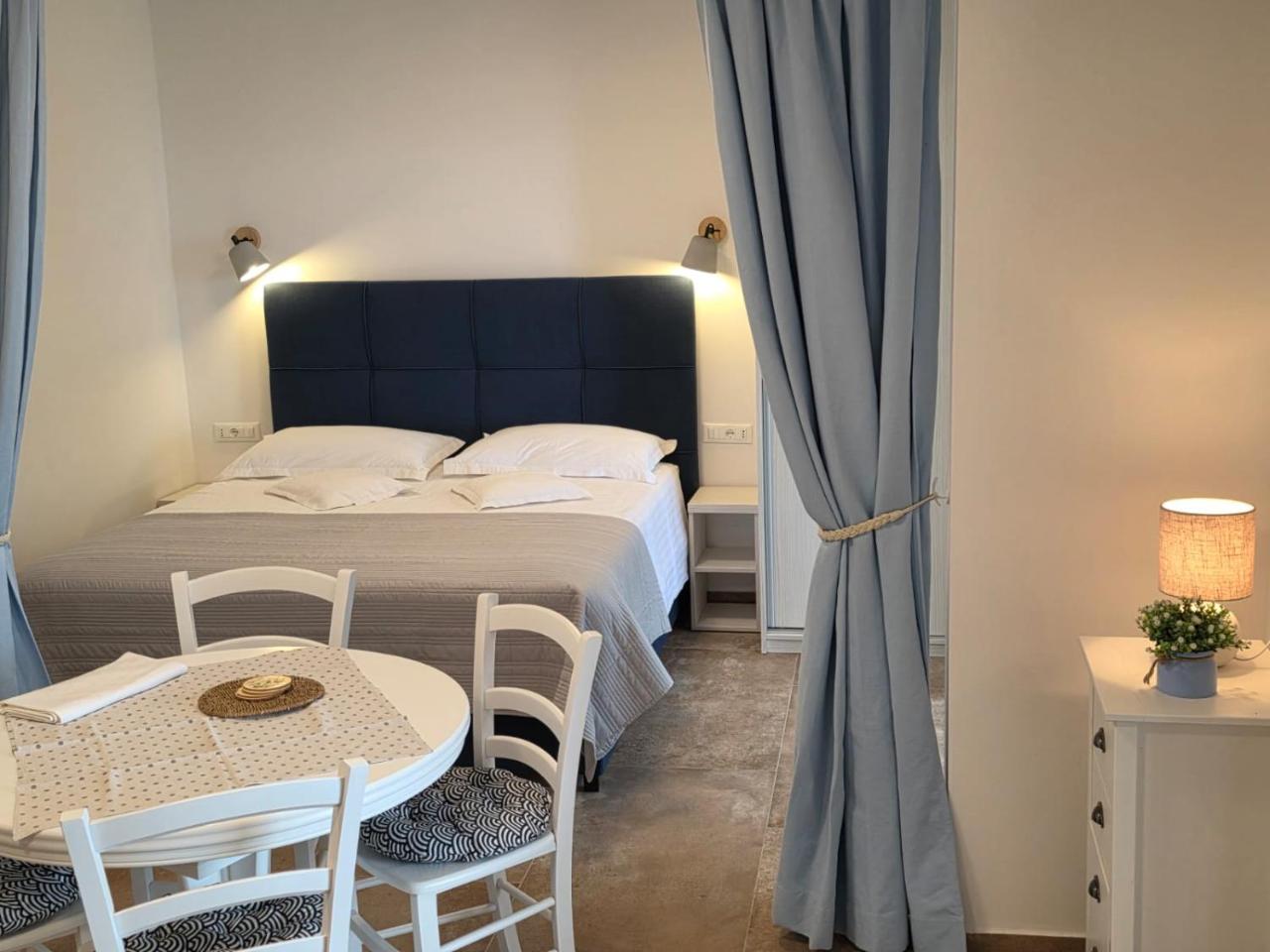 Apartments Ante photo 2