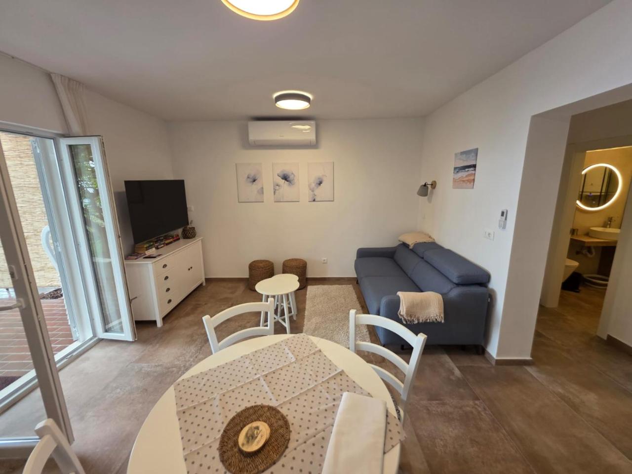 Apartments Ante photo 4