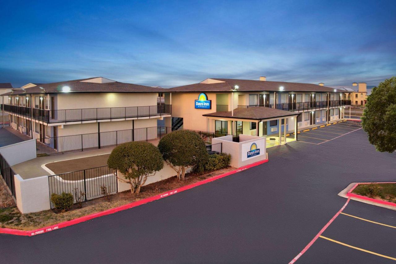Foto - Days Inn by Wyndham Wichita Falls