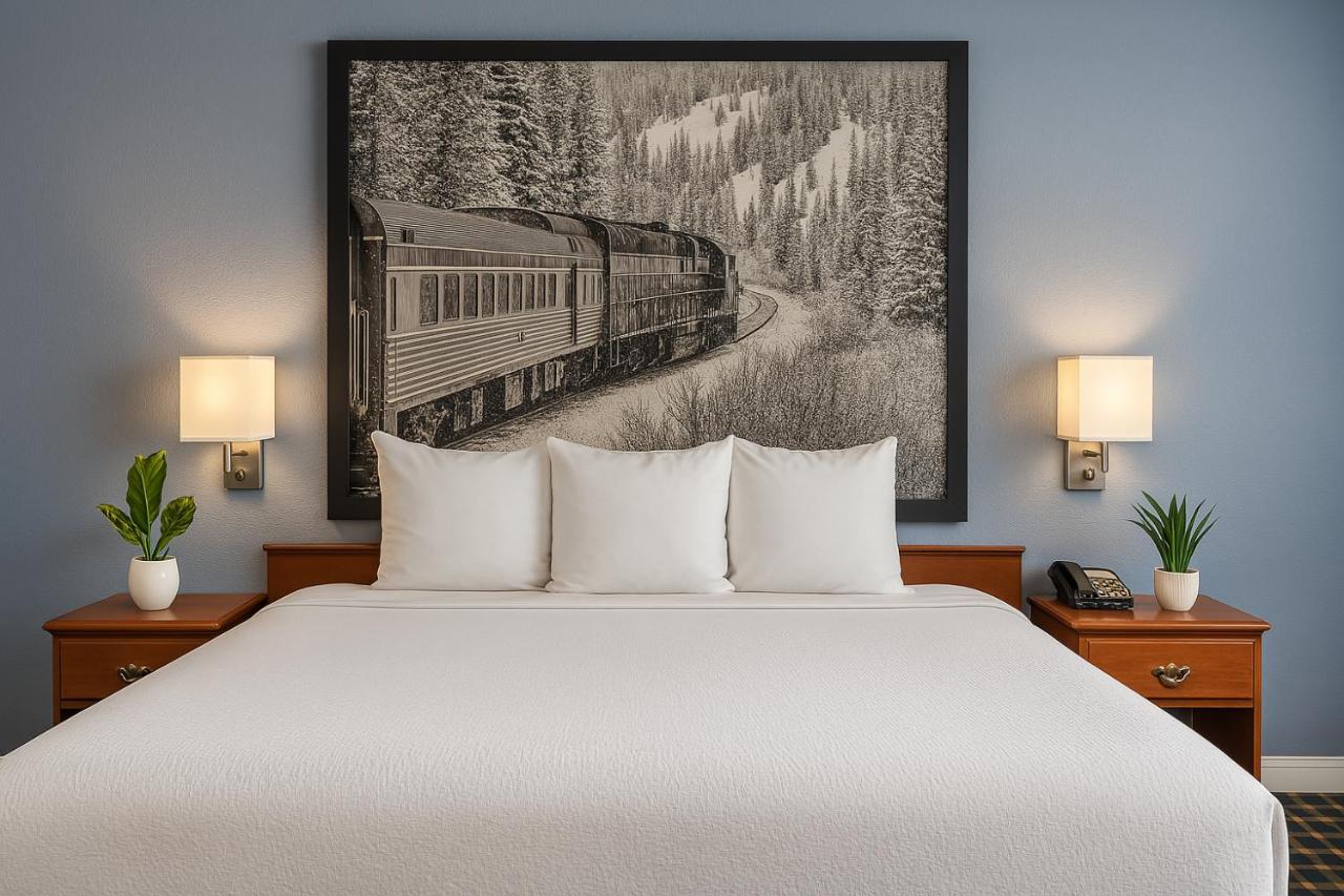 Creekside Inn & Suites - 6