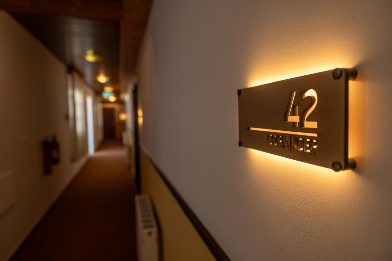 New Helvetia Historic Hotel photo 4