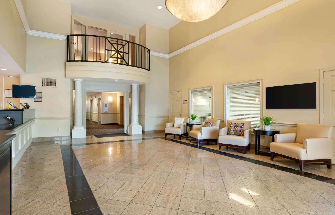 Photo - Extended Stay America Suites  Houston  Med. Ctr.  Nrg Park  Braeswood Blvd
