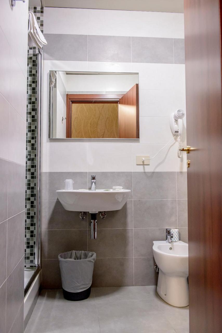 Hotel Emmaus photo 3