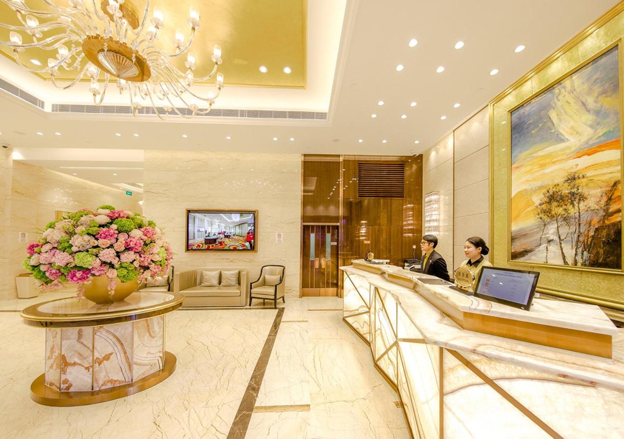 Photo - Royal Dragon Hotel
