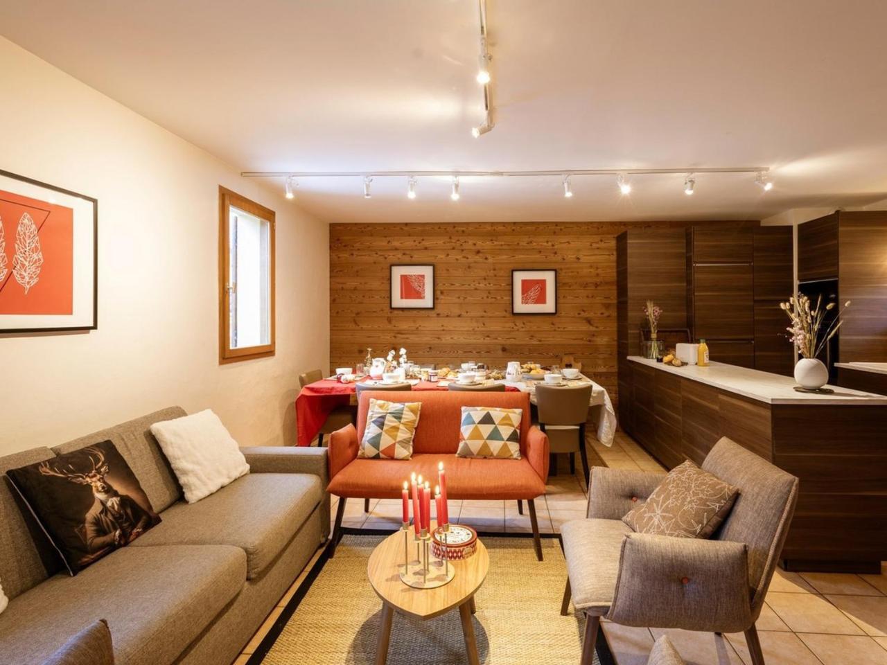 Chalet 5 pièces, 12 personnes, animaux acceptés, parking