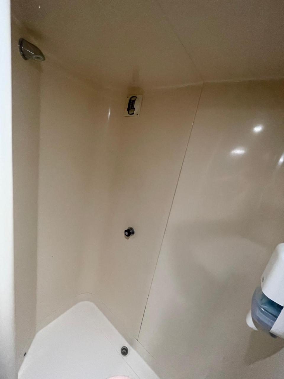 Foto - Unisotel Bollène A7 Ex-Hotel F1
