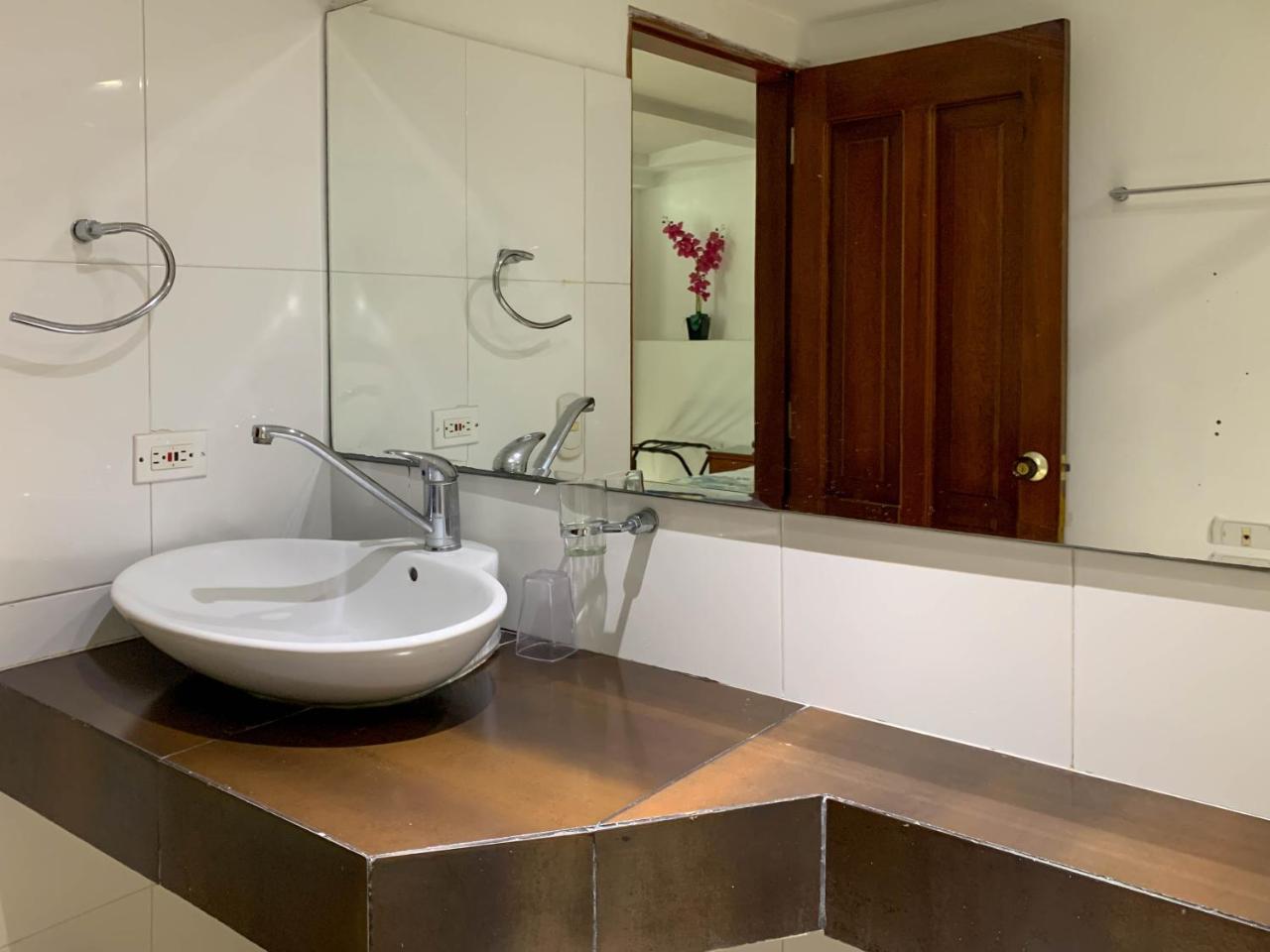 Hotel Coral Reef Cartagena photo 3