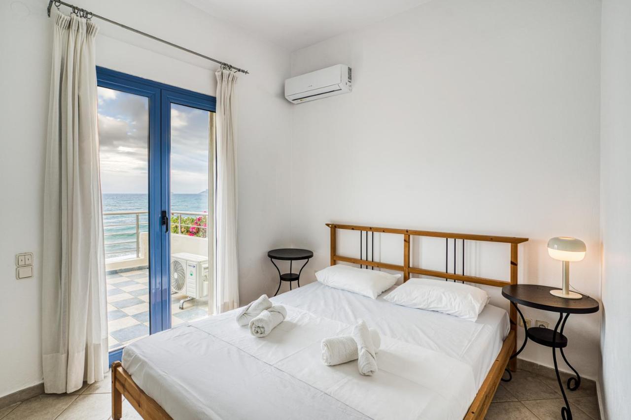 Popy's Beach House B1 - 2