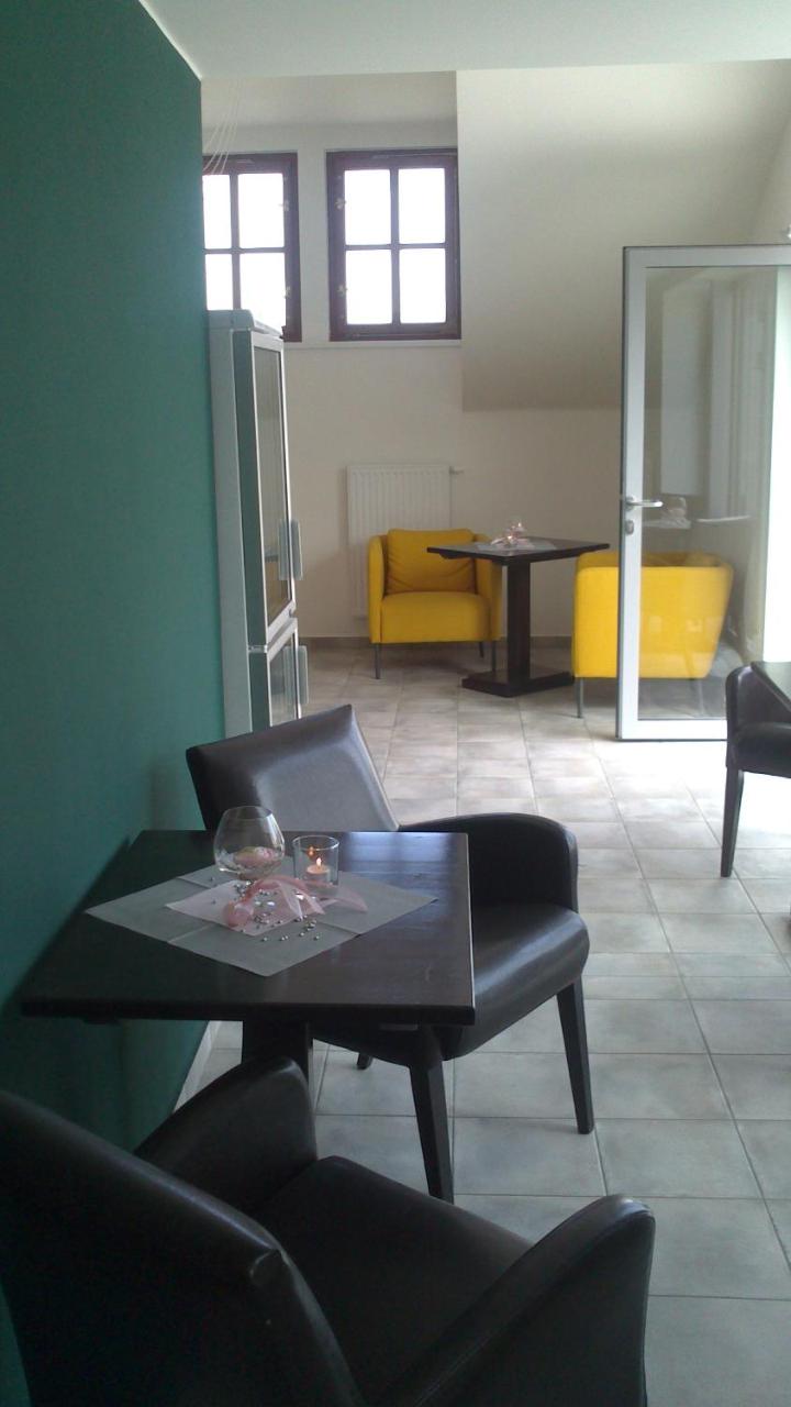 Hotel U Zlatého kohouta photo 4