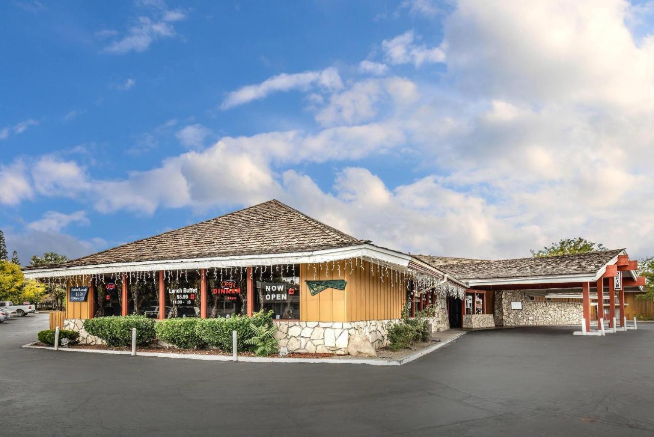 Photo - Econo Lodge Near Reno-Sparks Convention Center